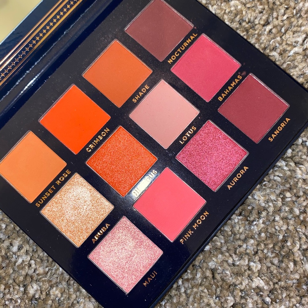 Ace beaute scarlet dusk eyeshadow palette NEW
